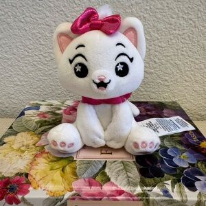 Marie Shimmer Wishable